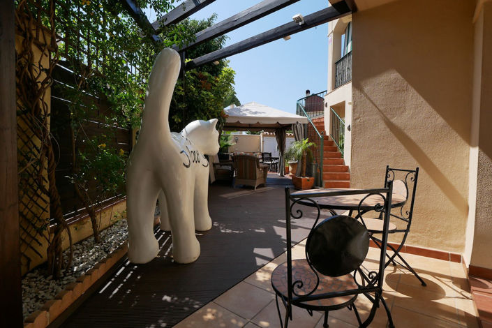 Image No.30-3 Bed Property for sale