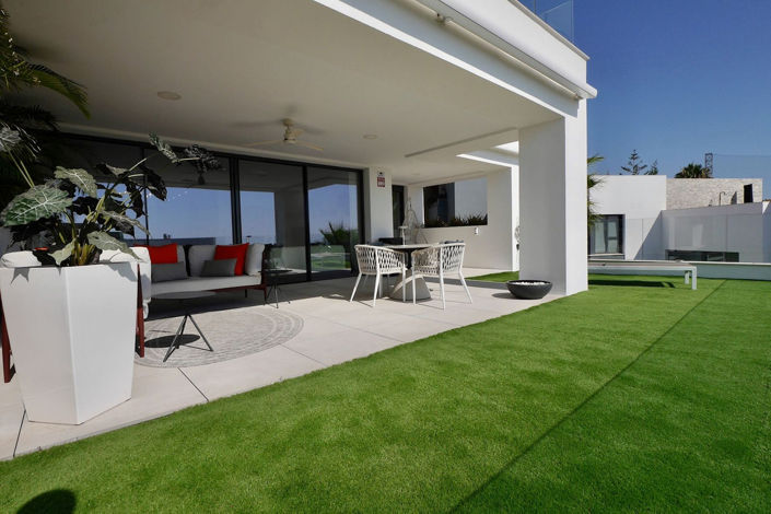 Image No.19-3 Bed Property for sale