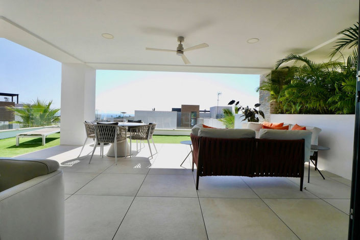 Image No.21-3 Bed Property for sale