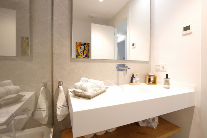 Image No.35-3 Bed Property for sale