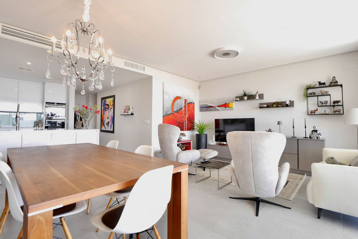 Image No.5-3 Bed Property for sale