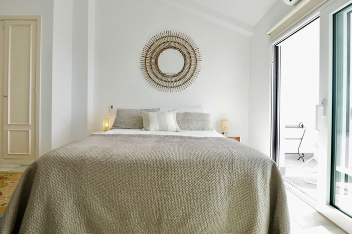 Image No.13-3 Bed Property for sale