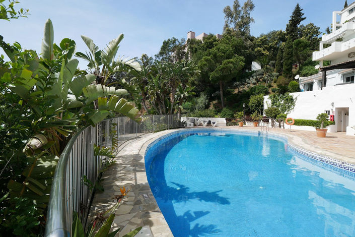 Image No.44-3 Bed Property for sale