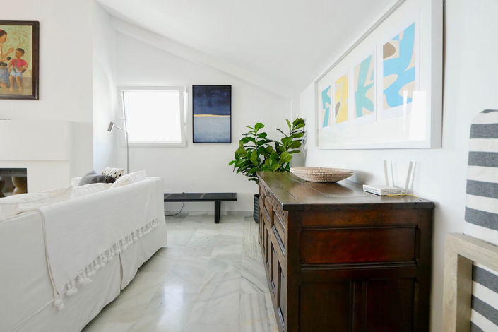 Image No.6-3 Bed Property for sale