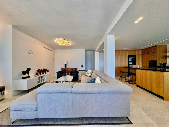 Image No.30-3 Bed Property for sale