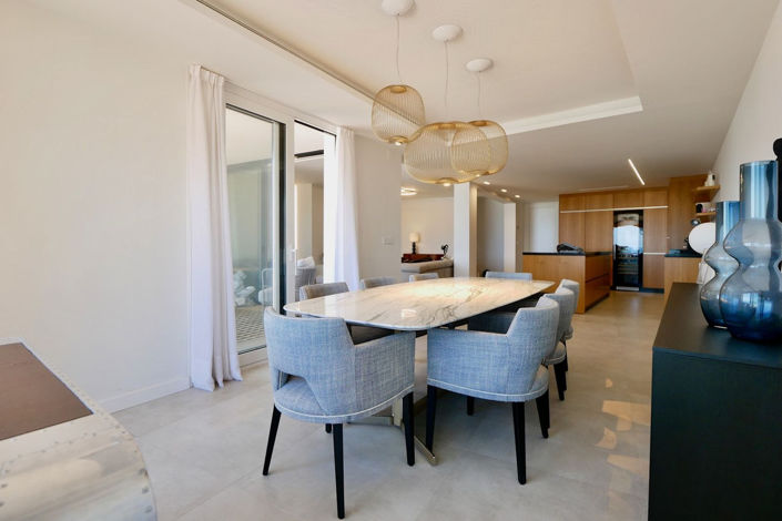 Image No.44-3 Bed Property for sale