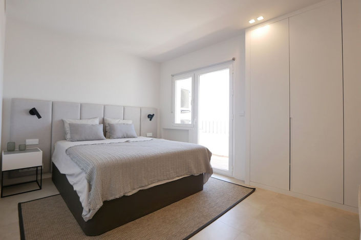 Image No.57-3 Bed Property for sale