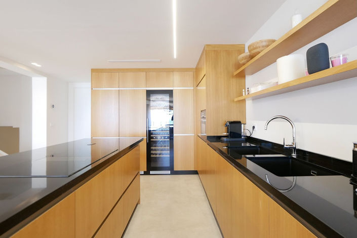 Image No.6-3 Bed Property for sale