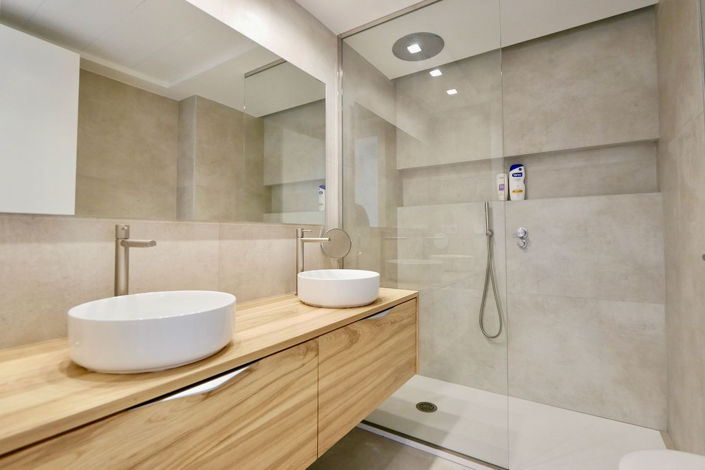 Image No.61-3 Bed Property for sale