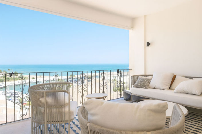 Image No.78-3 Bed Property for sale