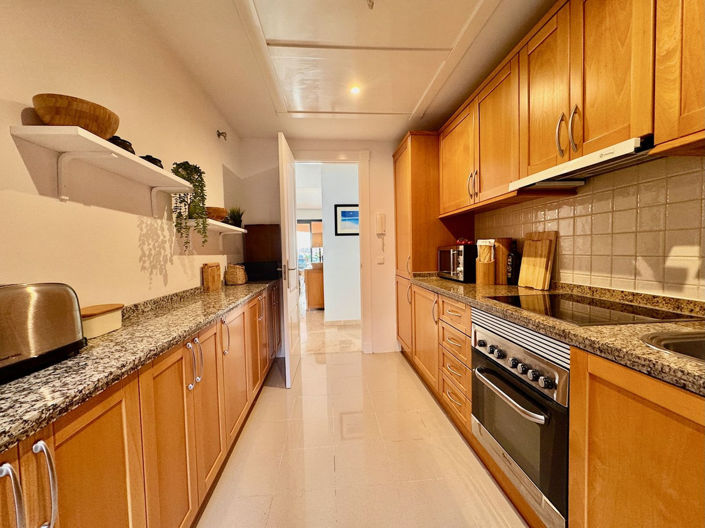 Image No.38-2 Bed Property for sale