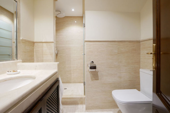 Image No.27-3 Bed Property for sale