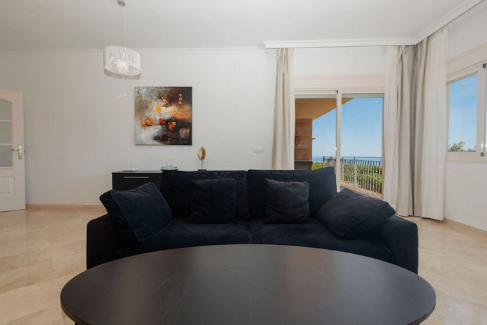 Image No.17-2 Bed Property for sale