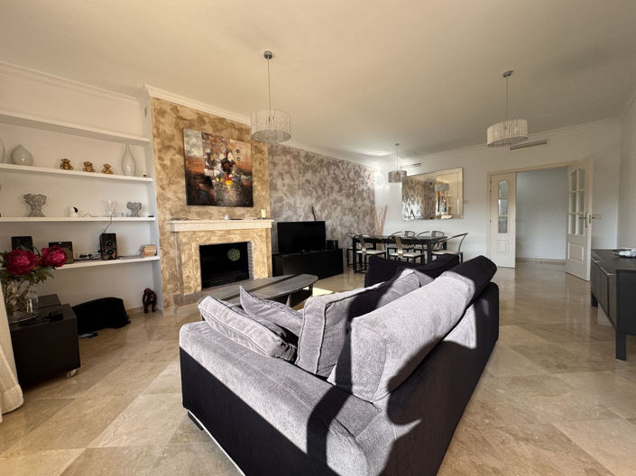 Image No.4-2 Bed Property for sale