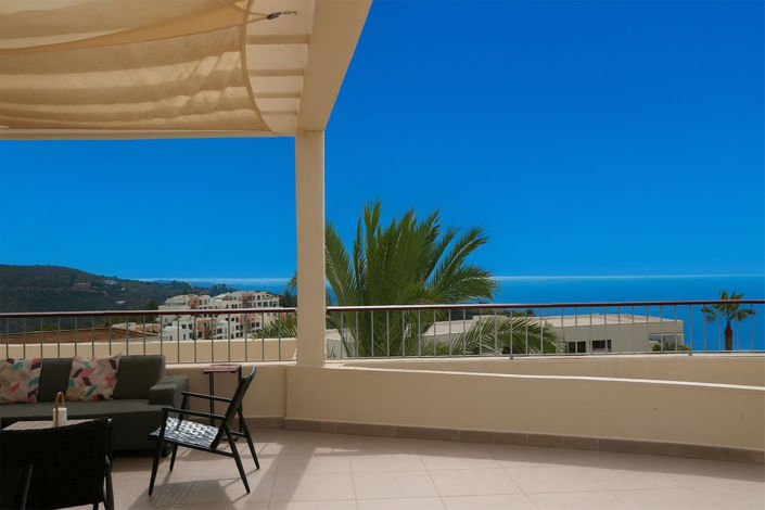 Image No.1-3 Bed Property for sale