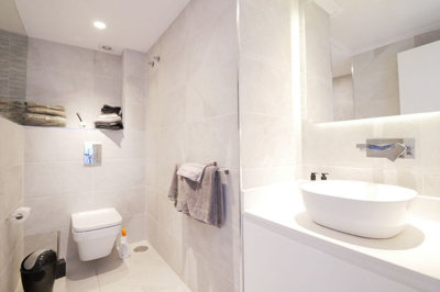 11-20939a0134ad724a8cb2a801094d15a4