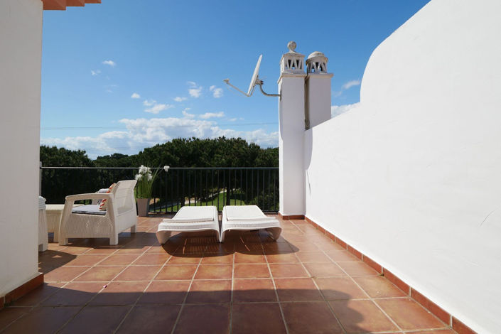 Image No.26-4 Bed Property for sale