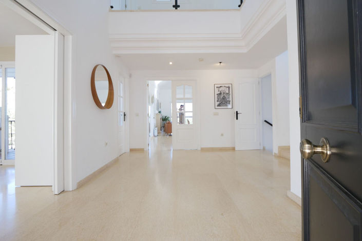 Image No.37-6 Bed Property for sale