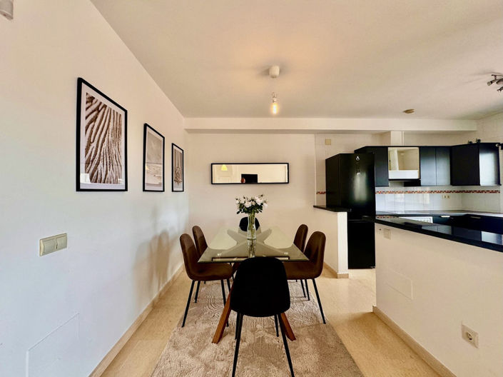 Image No.40-6 Bed Property for sale