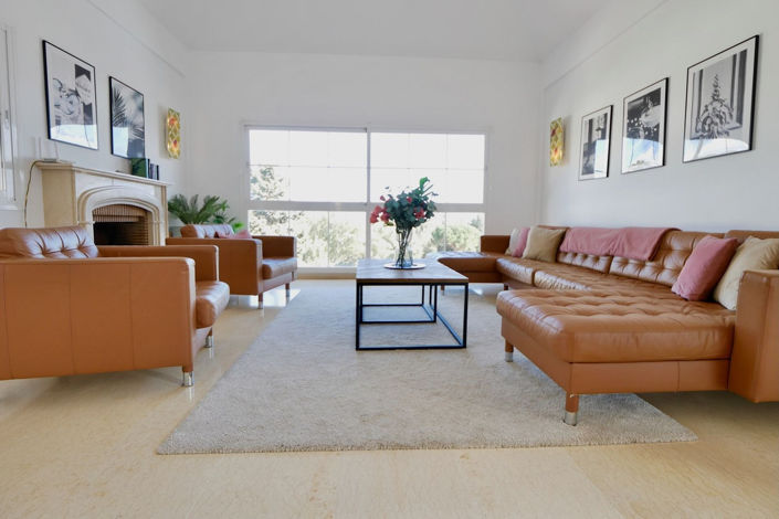 Image No.55-6 Bed Property for sale