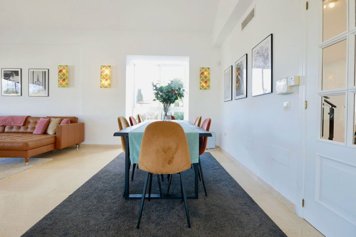 Image No.60-6 Bed Property for sale