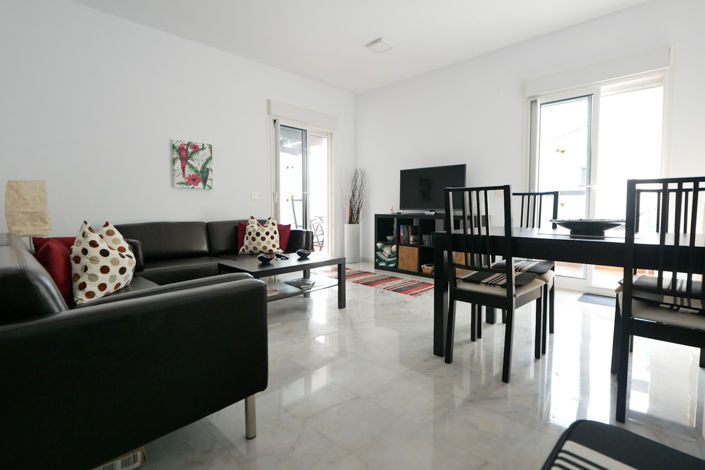 Image No.1-2 Bed Property for sale