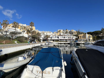 13-5fd73dea700db77384c091ca9818b1a9