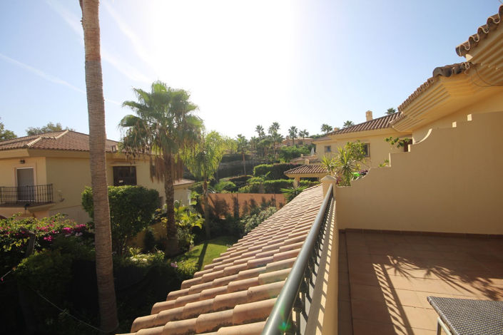 Image No.34-3 Bed Property for sale