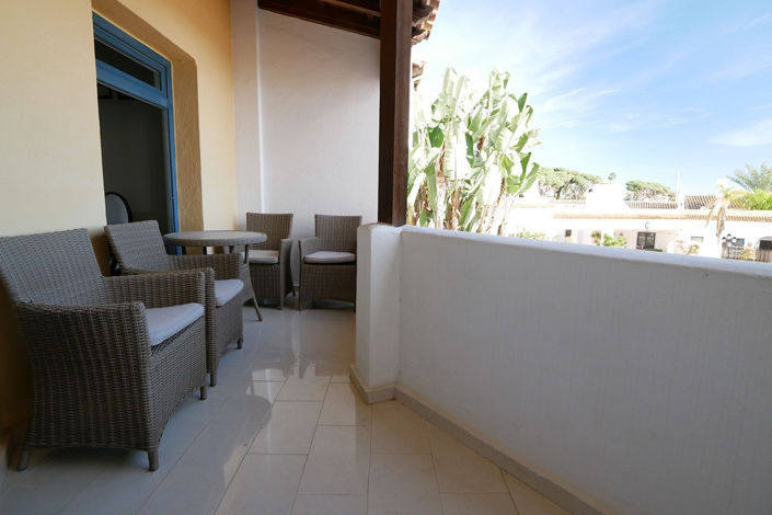 Image No.20-2 Bed Property for sale