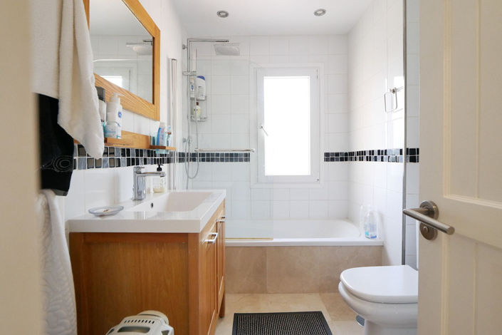 Image No.6-2 Bed Property for sale