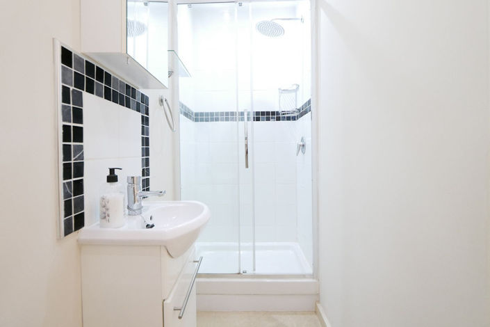 Image No.7-2 Bed Property for sale