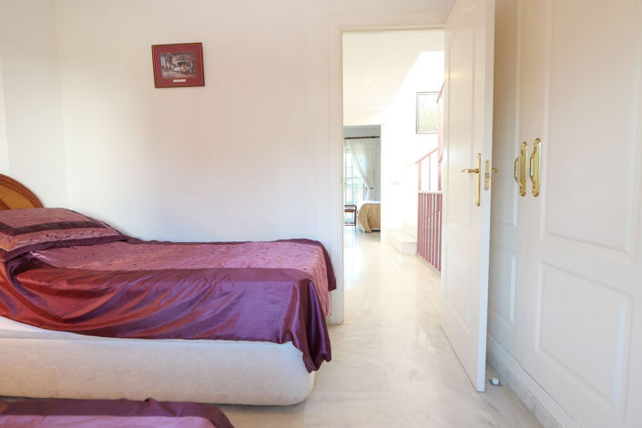 Image No.15-2 Bed Property for sale