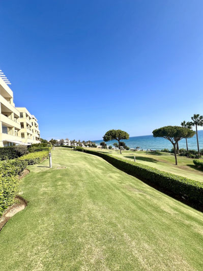 Image No.15-2 Bed Property for sale