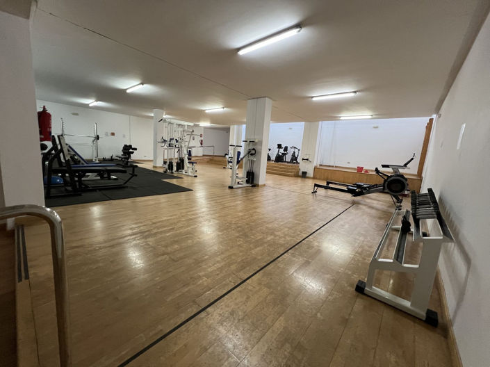 Image No.20-2 Bed Property for sale