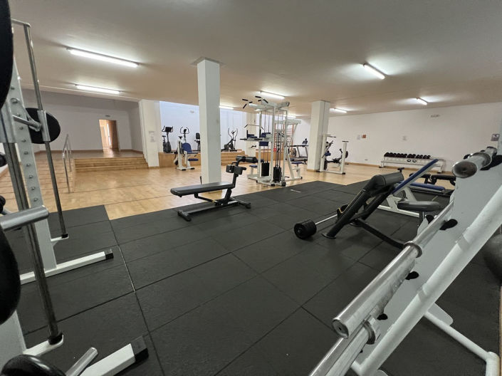 Image No.22-2 Bed Property for sale