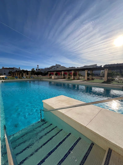 Image No.26-2 Bed Property for sale