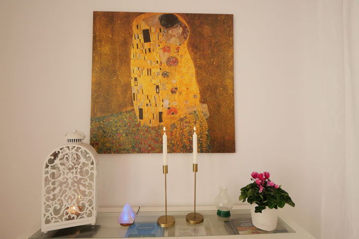 Image No.30-2 Bed Property for sale