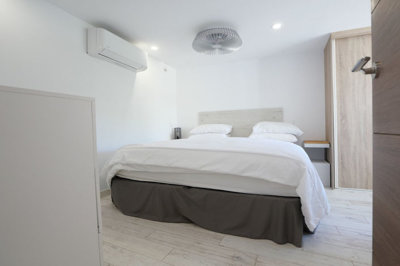 12-53013098fcab6c38b1379cd33298e050