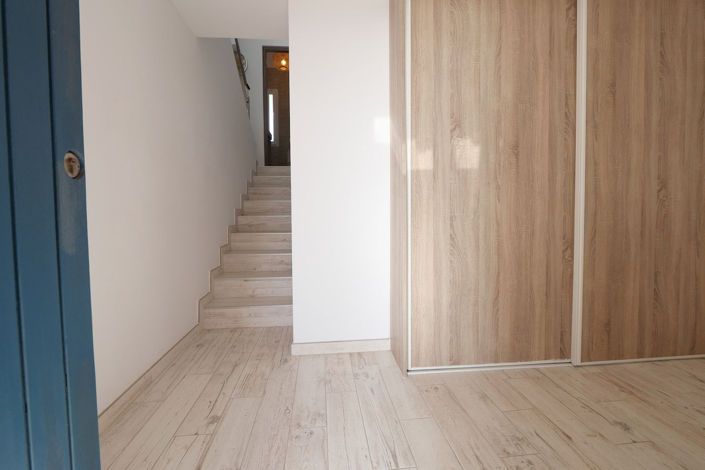 Image No.15-2 Bed Property for sale