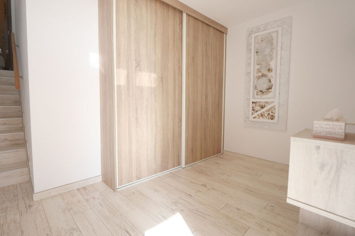 Image No.16-2 Bed Property for sale