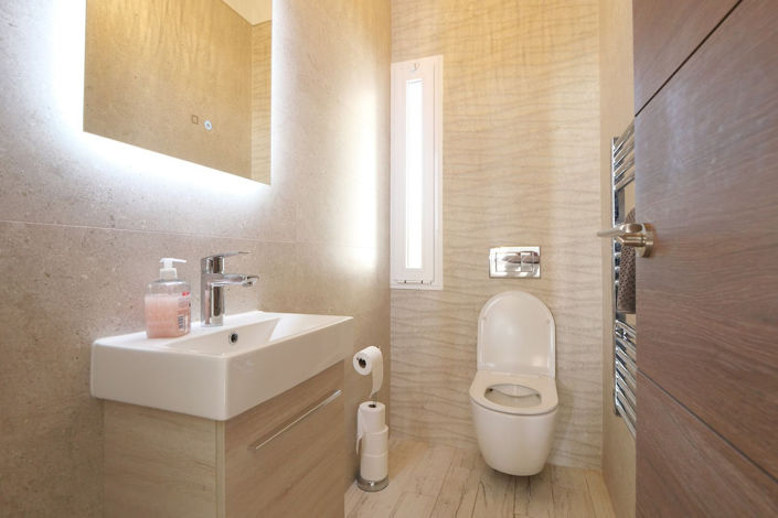 Image No.17-2 Bed Property for sale