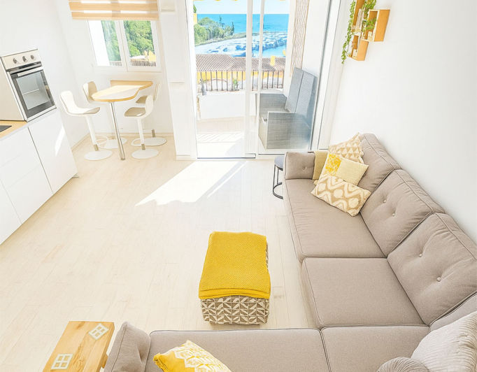 Image No.23-2 Bed Property for sale