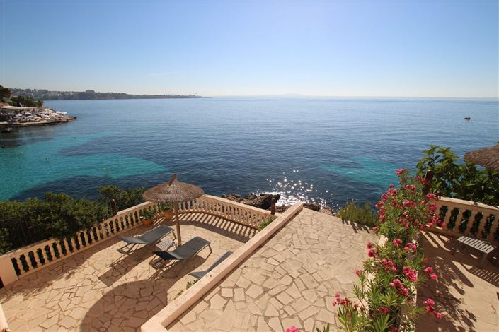 Image No.6-4 Bed Chalet for sale