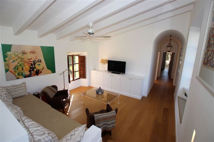 Image No.16-6 Bed Chalet for sale