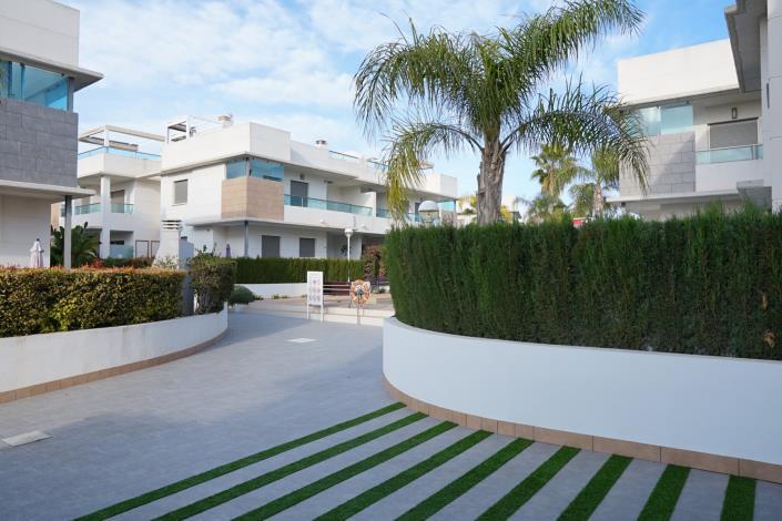 Image No.1-2 Bed Apartment for sale