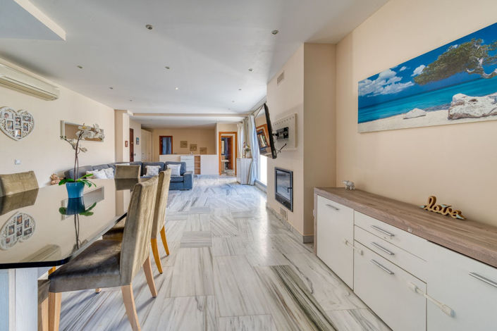 Image No.5-5 Bed Villa for sale