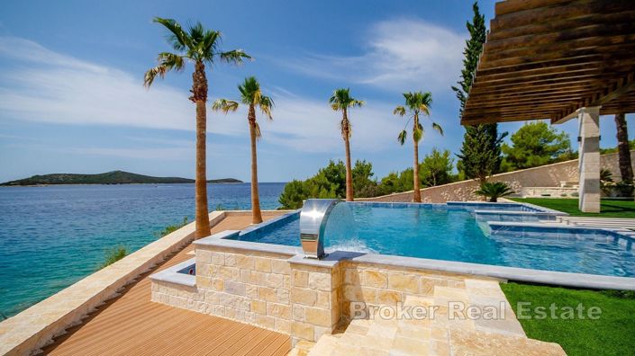 Image No.17-Villa de 4 chambres à vendre à Rogoznica