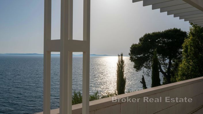 Image No.12-6 Bed Villa for sale