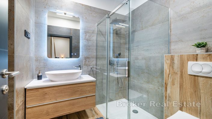 Image No.12-Villa de 4 chambres à vendre à Posedarje