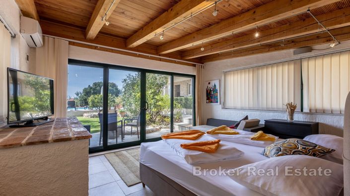 Image No.4-Villa de 6 chambres à vendre à Rogoznica